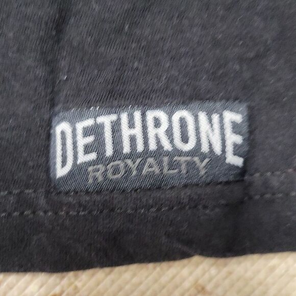 DETHRONE MENS MMA TEE SIZE LARGE - Picture 3 of 6